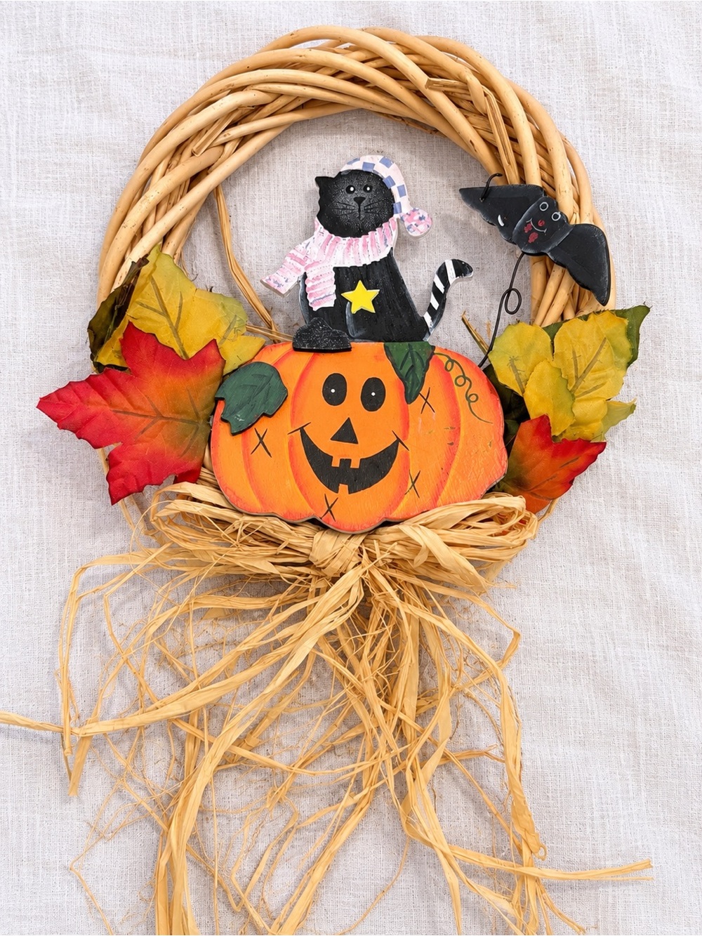 Vintage Halloween Black Cat Pumpkin Bat Grapevine Wreath 8” Folk Art Decor